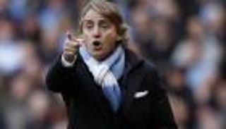 مانشيني: الحكام أضاعوا متعة "الكالتشيو"