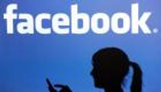 محكمة تعاقب تلميذة أهانت مدرسها على 