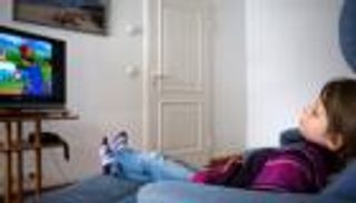 جلوس الأطفال طويلًا له عواقب وخيمة مستقبليًّا