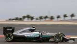 مرسيدس تسيطر على اليوم الأول من تجارب البحرين