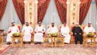 محمد بن راشد يستقبل نخبة من علماء الدين والوعاظ والأئمة