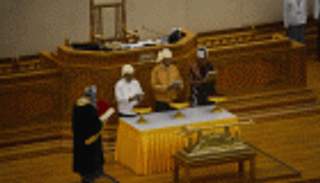 بالصور.. انتقال تاريخي للسلطة في ميانمار