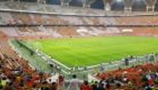 ملعب الجوهرة يتزين بلوحة ضخمة لنور في قمة الاتحاد والنصر