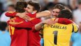 مدرب إسبانيا ينحاز لريال مدريد لأول مرة منذ 10 سنوات