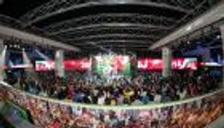 فرنسا تبقي على 