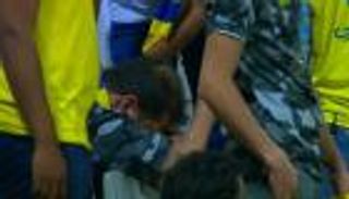 بالفيديو.. حالة جنونية تصيب مشجعا نصراويا بعد رباعية لخويا