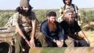 عمر الشيشاني.. كيف تحول ابن المسيحي الجورجي إلى 