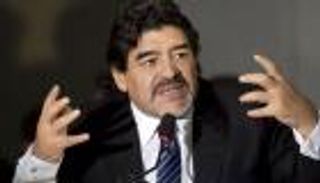 مارادونا يحسم مفاوضات الوداد المغربي مع بوكا جونيورز 