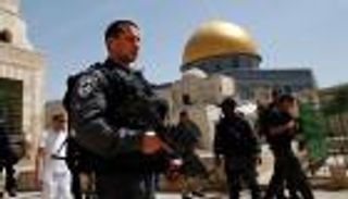 بالصور.. المستوطنون يواصلون الاقتحامات الموسعة للمسجد الأقصى 