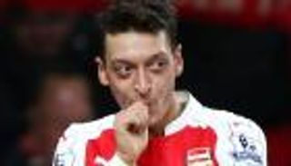 أوزيل: أنا من أفضل صناع اللعب في العالم.. ولكن