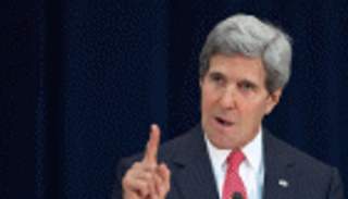 كيري يحذر من 