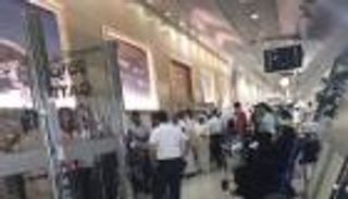 استنفار بمطار الكويت بعد اشتباه في حقيبة بطائرة مصرية