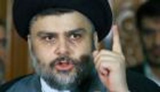 مقتدى الصدر يطالب بتوزيع عوائد النفط على العراقيين