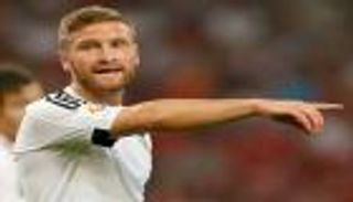 شكودران مصطفي يحرج صحيفة إسبانية