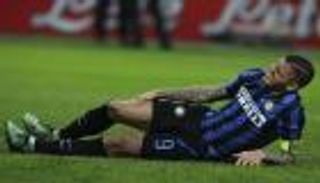 لعنة مانشستر يونايتد تحل على قائد إنتر ميلان