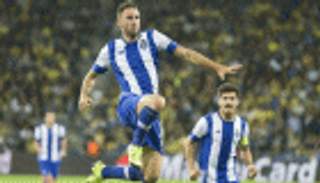 الريال يخطط لضم مدافع واتفورد