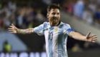 3 أرقام حققها ميسي بـ"هاتريك" بنما