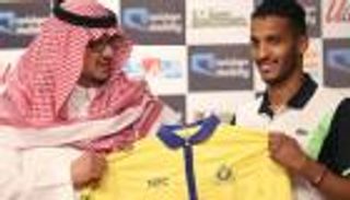 هزازي يشكو من