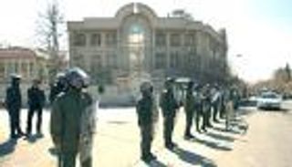  اقتحام السفارة السعودية بطهران وإضرام النار بها