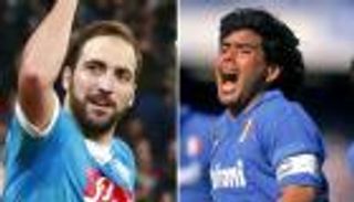 رئيس نابولي: هيجواين سيصبح مارادونا خلال 3 سنوات