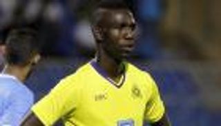 "الانضباط" توقف مايجا مهاجم النصر السعودي.. وتغرمه ماليًا