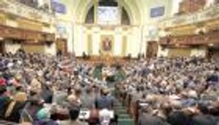 برلمانيون مصريون يطالبون باستفتاء شعبي على 