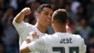 بالفيديو.. رونالدو يقود الريال لفوز كبير على إيبار