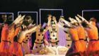 في اليوم العالمي للمسرح.. 10 حقائق عن المسرح الإماراتي