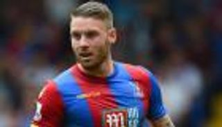 إيقاف ويكام مهاجم كريستال بالاس 3 مباريات