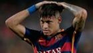 تدني راتب نيمار يزيد احتمالية رحيله عن برشلونة