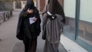 3 منتقبات فقط في لاتفيا والحكومة تصرّ على منع ارتدائه