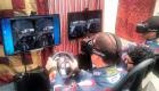 ناصر العطية يستعد لرالي دكار بـ "المحاكاة"