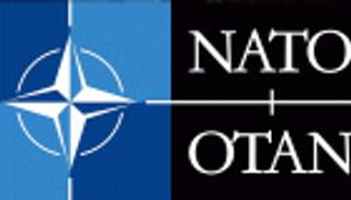 الناتو ينفي طلب إغلاق المجال الجوي أمام حركة الطيران الليبية