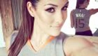 نيكي بيلا تستعين بدانيال براين لتطوير حركة إنهاء النزال