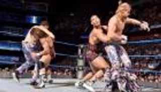 "ذا أوسوس" و"أمريكان ألفا" يتأهلان لبطولة "سماكدون" للتاج تيم