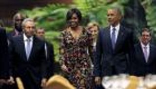 أوباما يختتم زيارته لكوبا باجتماع مع معارضين ومباراة بيسبول