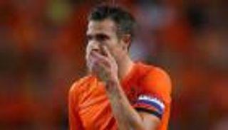 فان بيرسي خارج قائمة منتخب هولندا