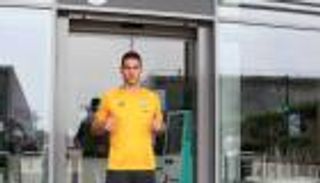 مهاجم دينامو زغرب يخضع للفحص الطبي في يوفنتوس