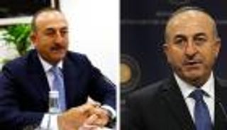 لماذا أطلق وزراء أتراك شاربهم بعد فشل الإنقلاب؟