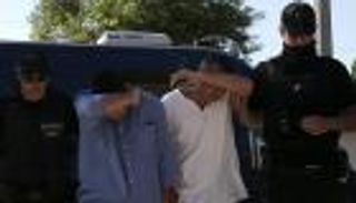 تركيا تطلب من اليونان رسميا تسليم 8 عسكريين فارين