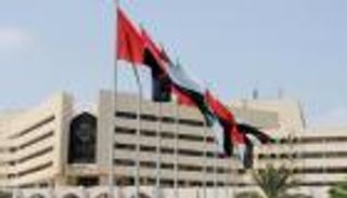 إنفوجراف.. نتائج حملات بلدية أبوظبي على مراكز التجميل والحلاقة