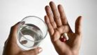 إنفوجراف.. الإمارات تخفض أسعار الدواء