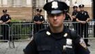 اعتقال شرطي أمريكي بتهمة محاولة تقديم دعم مالي لـ"داعش"