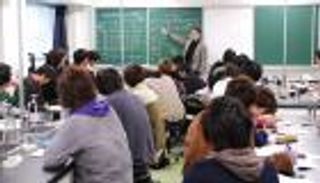 إنفوجراف.. الطلاب الإماراتيون في اليابان