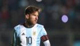الانتقادات تلاحق ميسي بسبب غيابه الاضطراري عن مواجهة فنزويلا