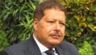 جثمان زويل يصل القاهرة السبت.. وجنازة عسكرية الأحد