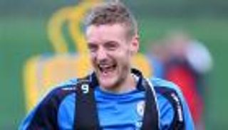 فاردي يؤكد سعادته مع ليستر سيتي