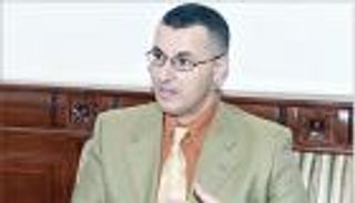 الاحتلال يحظر سفر البرغوثي أحد أبرز دعاة مقاطعة إسرائيل 