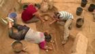 بالفيديو.. مقبرة تكشف أسرار الفلسطينيين القدامى