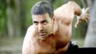 عضلات آكشاي كومار حلم نجم هندي شاب.. من هو؟